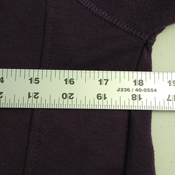 STACCATO FUNNEL NECK SOFT LONG SLEEVE, TEE SHIRT TUNIC IN RICH PLUM. - Picture 3 of 7